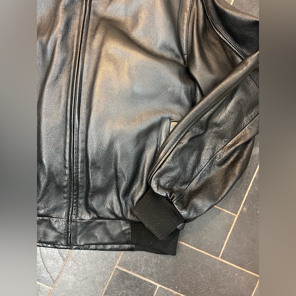 Vintage Wilson’s leather bomber jacket coat black - Picture 3 of 9